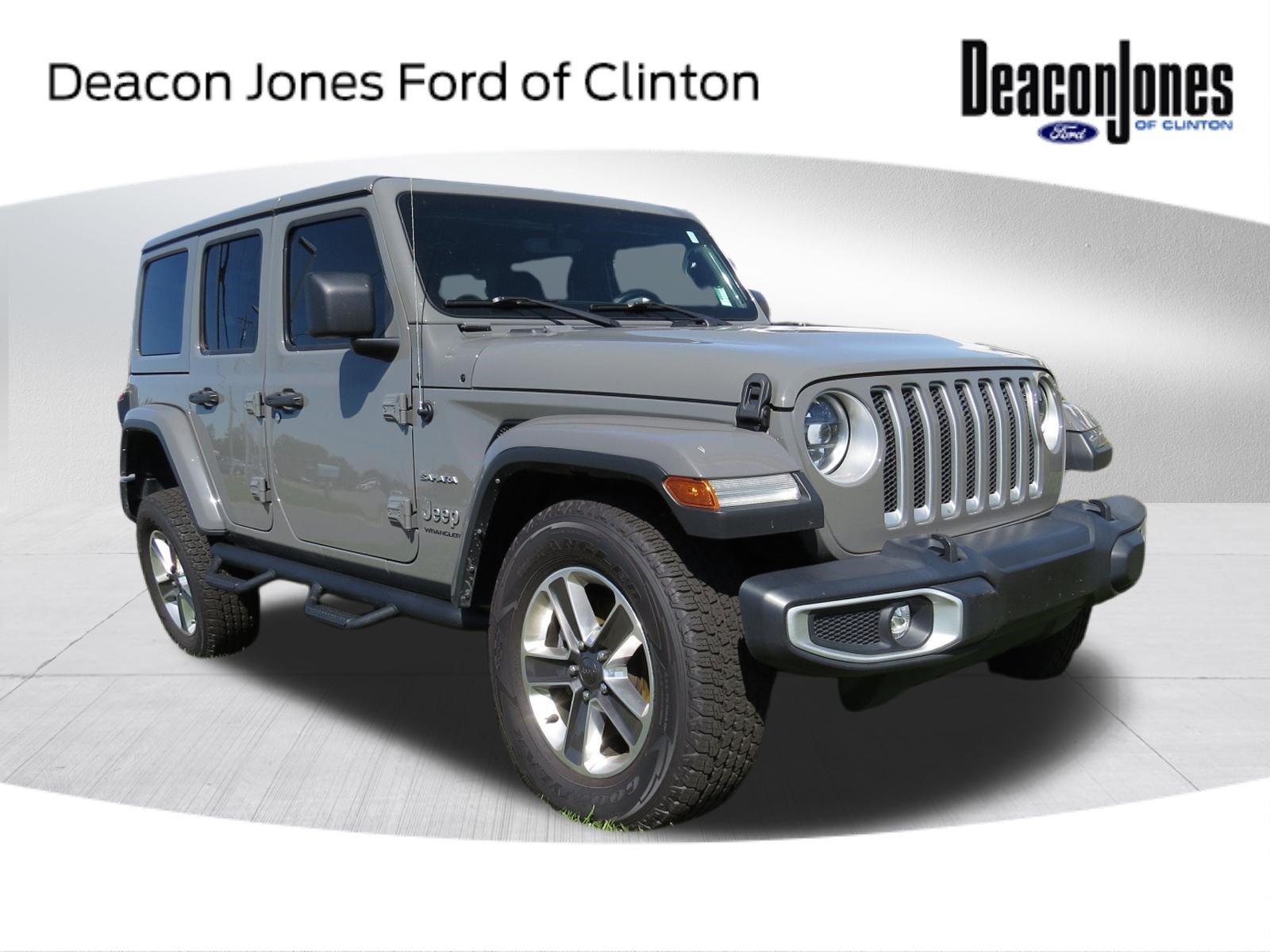 Used 2023 Jeep Wrangler Unlimited Sahara w/ Dual Top Group AWD/4WD image 1