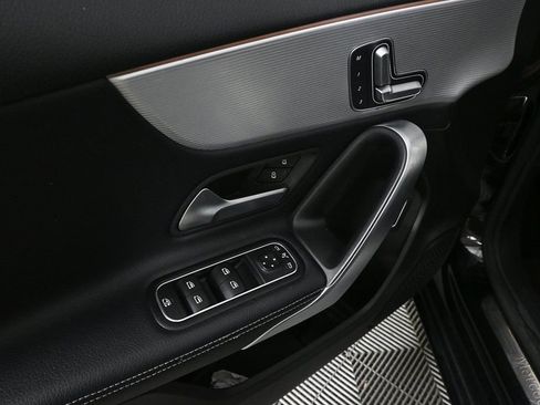 Used 2019 Mercedes-Benz A 220 A 220 image 8