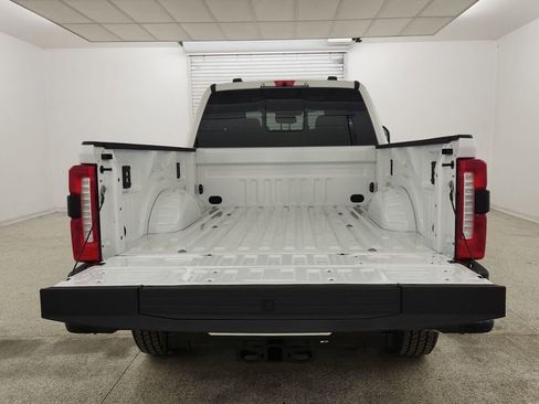 New 2025 Ford F250 King Ranch w/ FX4 Off-Road Package image 38