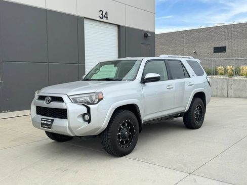 Used 2015 Toyota 4Runner SR5 AWD/4WD image 1