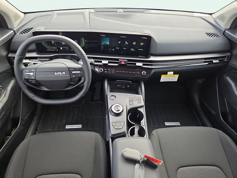 New 2026 Kia Sportage LX image 18