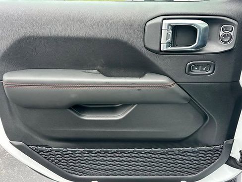 New 2026 Jeep Wrangler Unlimited Rubicon w/ Xtreme 35 Tire Package image 18