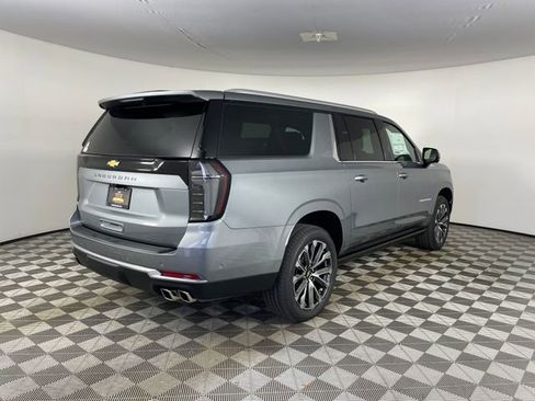 New 2026 Chevrolet Suburban High Country image 21