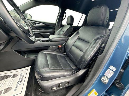 Used 2024 Chevrolet Traverse LT FWD image 13