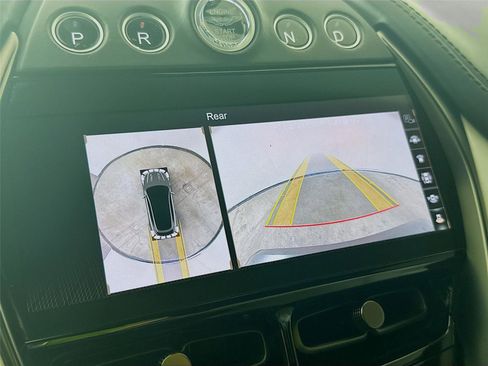 Used 2022 Aston Martin DBX AWD/4WD image 8