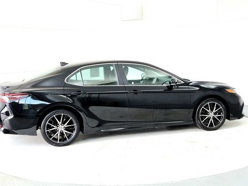 Used 2024 Toyota Camry SE w/ Cold Weather Package AWD/4WD image 6