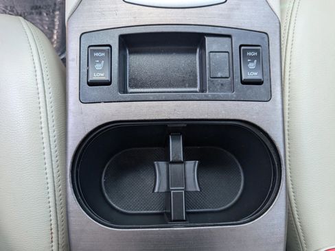 Used 2014 Subaru Outback 2.5i Limited w/ Moonroof Package image 13