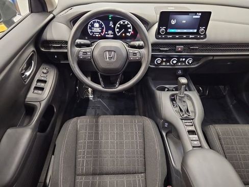 Used 2024 Honda HR-V LX image 14