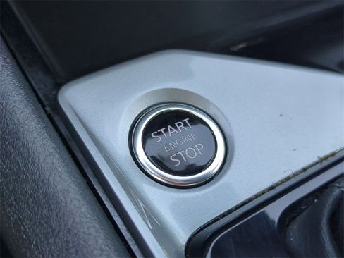 Used 2024 Nissan Altima 2.5 SV image 16