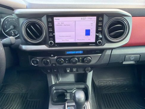 Used 2023 Toyota Tacoma SR5 w/ Technology Package AWD/4WD image 27