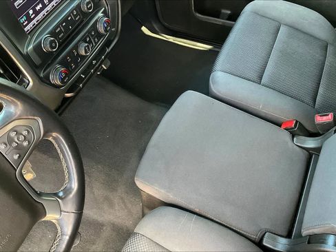 Used 2018 Chevrolet Silverado 1500 LT w/ Texas Edition image 16