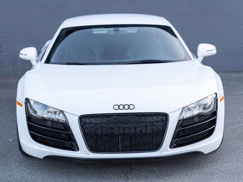 Used 2012 Audi R8 V10 image 5