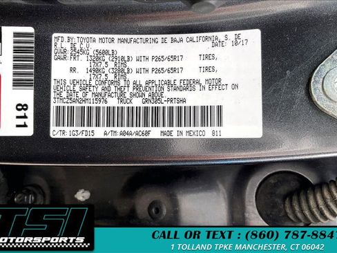 Used 2017 Toyota Tacoma TRD Sport w/ Tow Package (A/T) AWD/4WD image 3