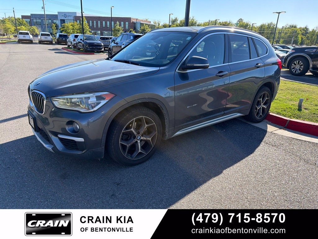 Used 2017 BMW X1 sDrive28i FWD image 2