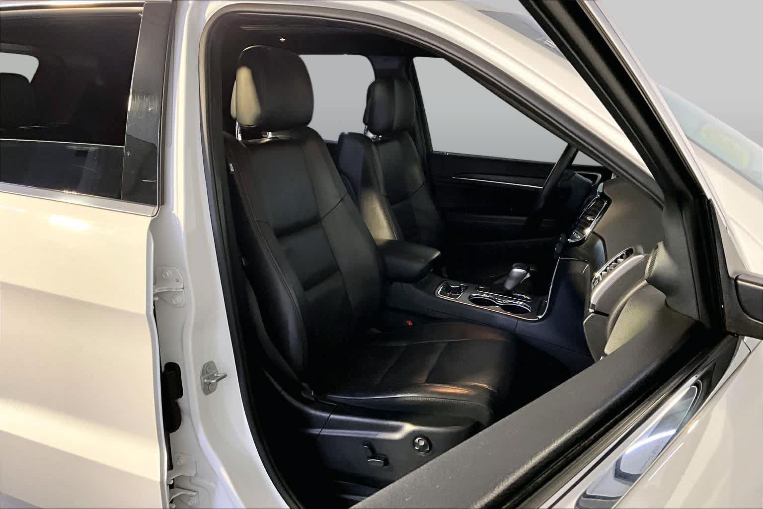 Used 2019 Jeep Grand Cherokee Limited w/ Luxury Group II AWD/4WD image 8