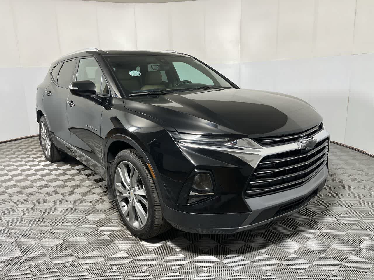 Used 2022 Chevrolet Blazer Premier w/ Enhanced Convenience Package AWD/4WD image 2