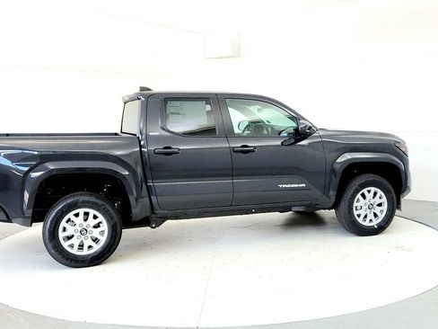 New 2026 Toyota Tacoma SR5 RWD image 6