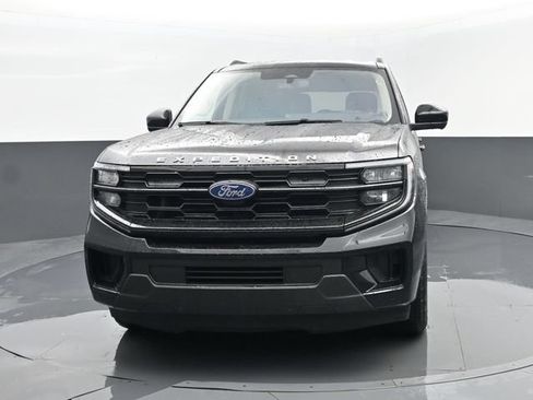 Used 2025 Ford Expedition Max Active AWD/4WD image 27