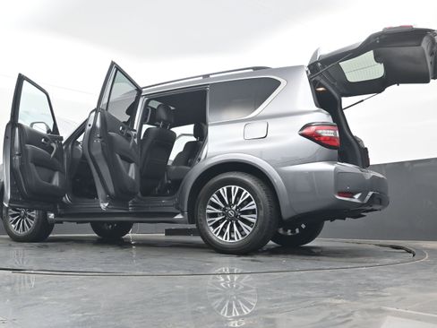 Used 2024 Nissan Armada SL w/ Midnight Edition Package image 40