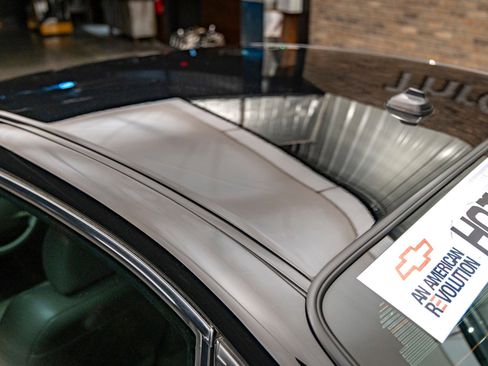 Used 2004 Chevrolet Impala SS image 20