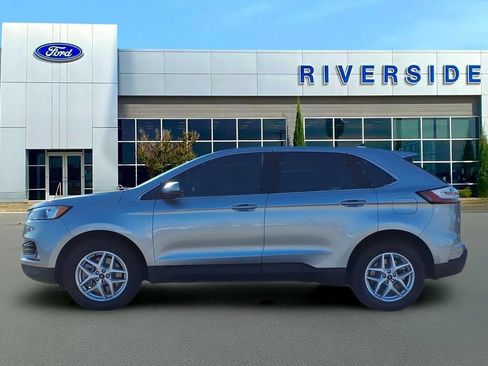 Used 2024 Ford Edge SEL w/ Convenience Package AWD/4WD image 4