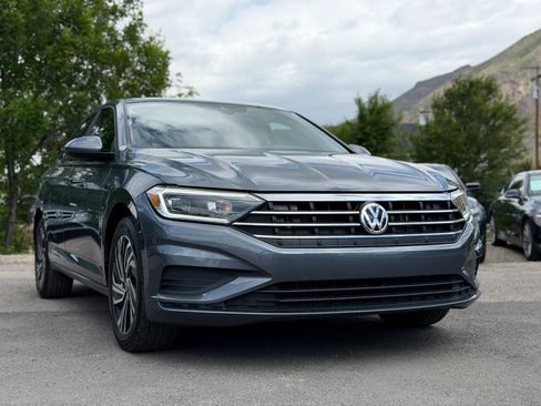 Used 2021 Volkswagen Jetta SEL FWD image 1