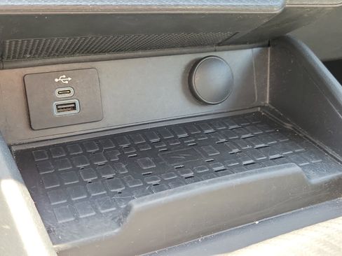 Used 2024 Ford Mustang Premium image 28