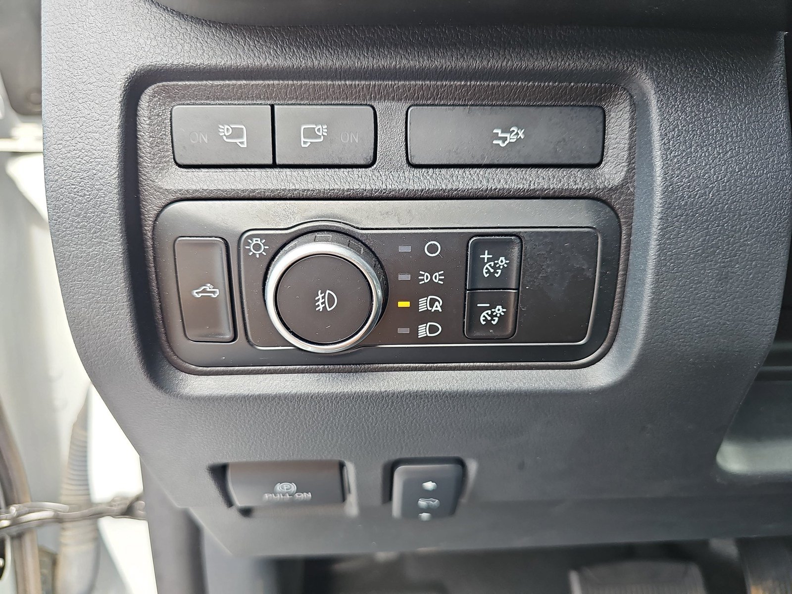 Used 2024 Ford F250 Lariat w/ FX4 Off-Road Package AWD/4WD image 29