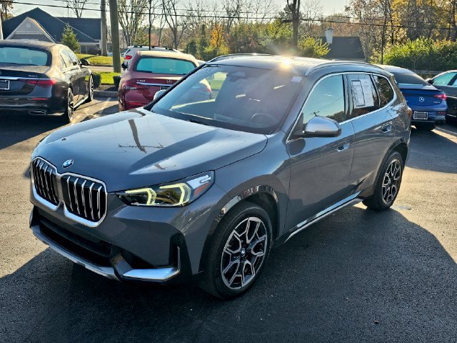 Used 2023 BMW X1 xDrive28i w/ Premium Package AWD/4WD image 4