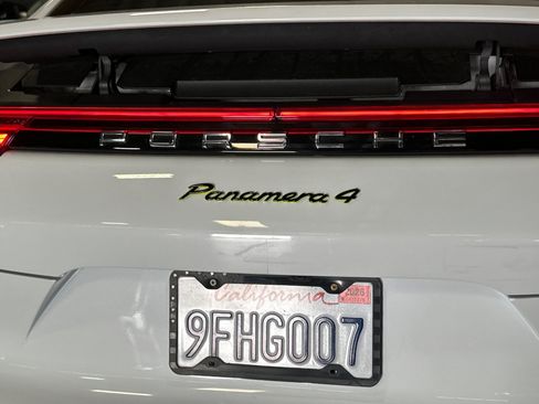 Used 2019 Porsche Panamera 4 AWD/4WD image 47
