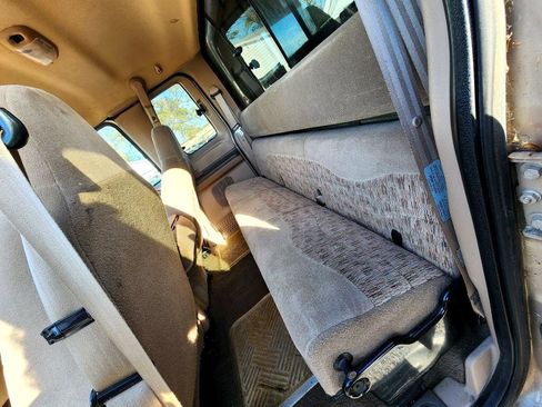 Used 1999 Ford F250 XL image 18