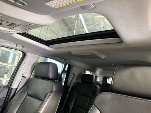 Used 2017 Chevrolet Tahoe LT AWD/4WD image 25