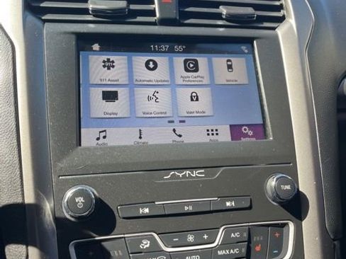 Used 2019 Ford Fusion SEL FWD image 42