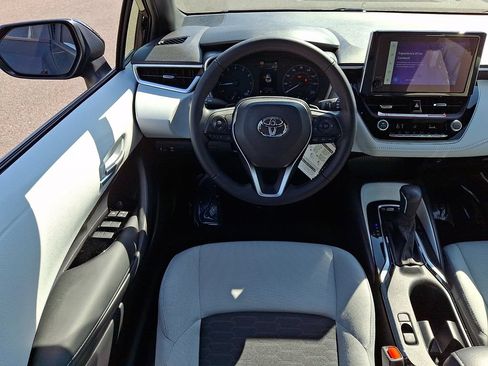 Certified 2025 Toyota Corolla SE FWD image 11