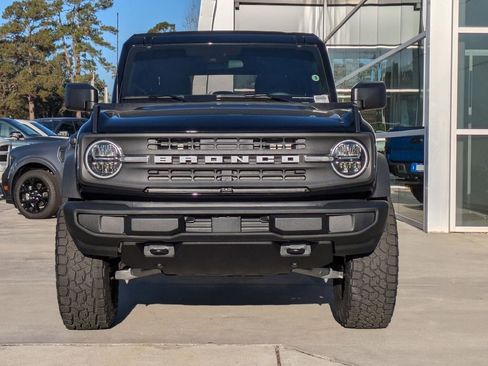 New 2025 Ford Bronco 4-Door image 8
