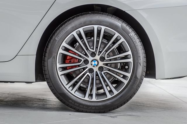 Used 2019 BMW 530i w/ Convenience Package RWD image 14