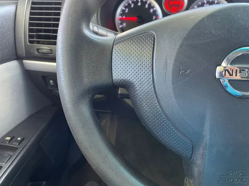 Used 2012 Nissan Sentra 2.0 FWD image 15