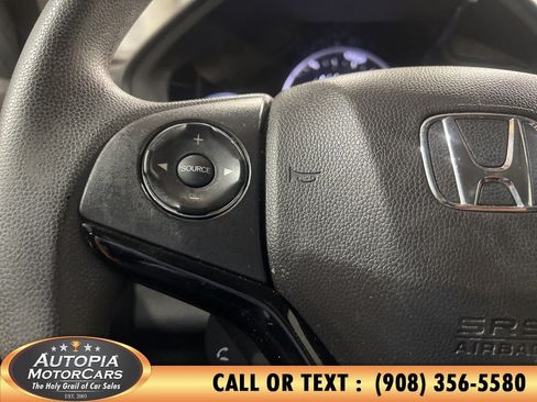 Used 2020 Honda HR-V LX image 21