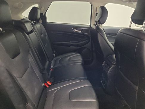 Used 2017 Ford Edge Titanium w/ Equipment Group 302A FWD image 19