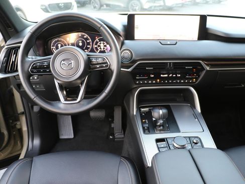 Certified 2025 MAZDA CX-70 Plug-In Hybrid w/ Premium Plus AWD/4WD image 12
