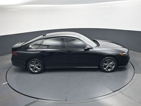 Certified 2023 Honda Accord EX image 23