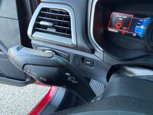 Used 2020 Ford Fusion SE image 21