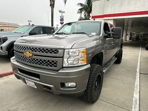Used 2013 Chevrolet Silverado 3500 LTZ w/ LTZ Plus Package image 2