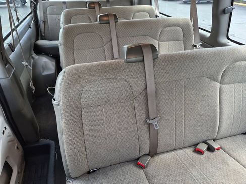 Used 2024 Chevrolet Express 3500 LT w/ LT Preferred Equipment Group RWD image 21