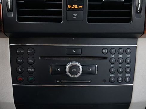Used 2010 Mercedes-Benz GLK 350 2WD w/ Multimedia Pkg image 36