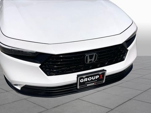 Used 2024 Honda Accord EX image 31