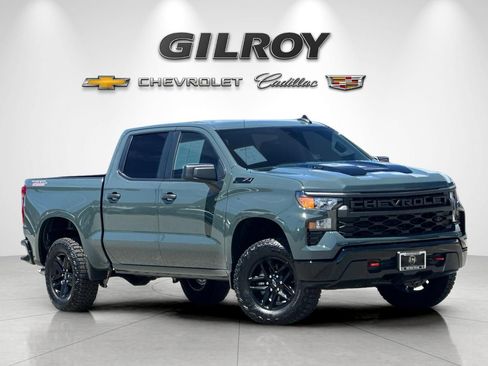 Used 2026 Chevrolet Silverado 1500 Custom Trail Boss w/ LPO, Dark Essentials Package AWD/4WD image 1