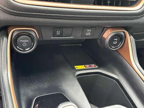 Used 2024 Toyota Grand Highlander AWD Hybrid image 31