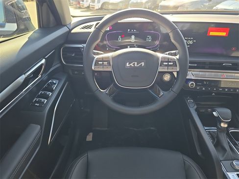 New 2025 Kia Telluride S image 14