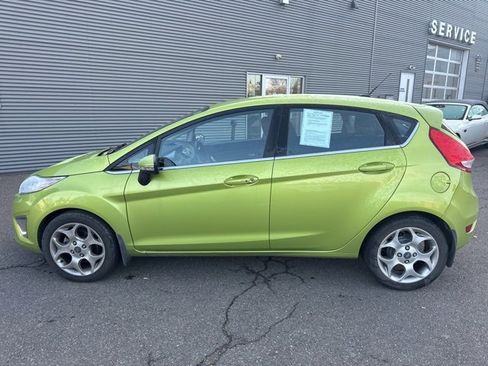 Used 2011 Ford Fiesta SES w/ 301A Rapid Spec Order Code image 9